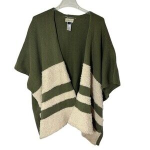 Universal Thread Green and Cream Waterfall Sweater